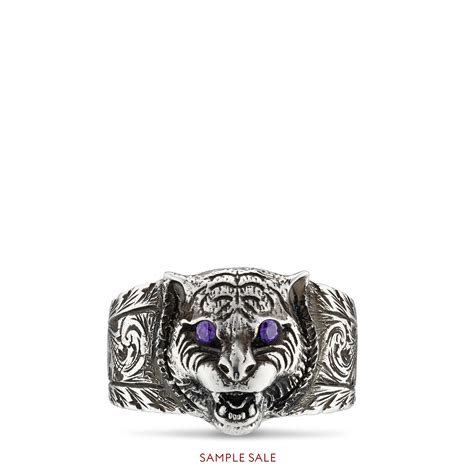 gucci feline head ring in silver